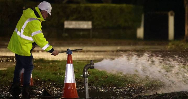 United Utilities issues update as Greater Manchester road flooded and homes 'without water for hours'
