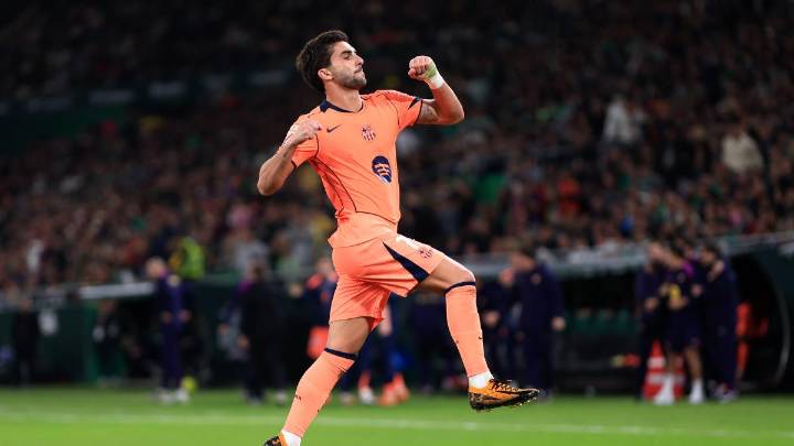 Ferran Torres dirige la goleada del líder en La Cartuja