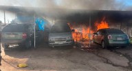 Fuerte incendio en taller mecánico en Hermosillo: 2 trabajadores terminan con quemaduras