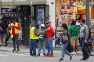 Realizan operativos contra venta ambulatoria de líneas móviles en cinco puntos de Lima