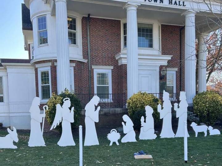Toms River mayor Rodrick says returning nativity scene at town hall keeps Christ in Christmas
