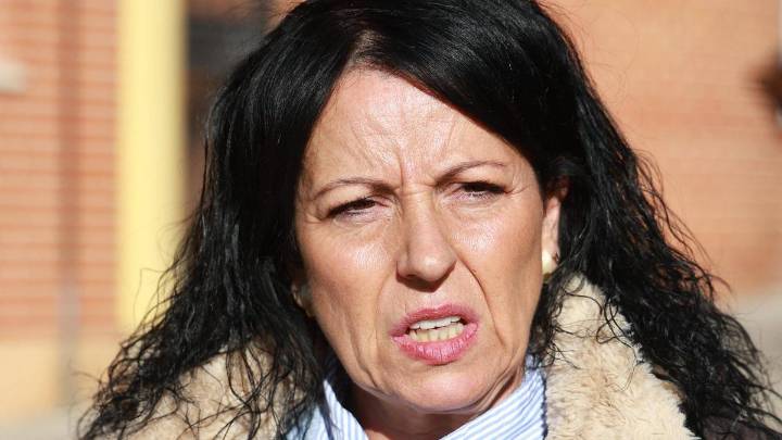 Julia Melero, vecina desalojada de Aldea Moret: "Sonó un estruendo brutal; si la fachada hubiera caído encima de una persona, estaríamos hablando de una desgracia"