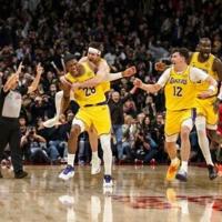 LeBron scoring streak ends as Hachimura, Reaves lift Lakers