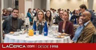 Ana Guarinos destaca la alianza entre deporte y empresa en el desayuno empresarial con Gemma Mengual organizado por APEDEGU
