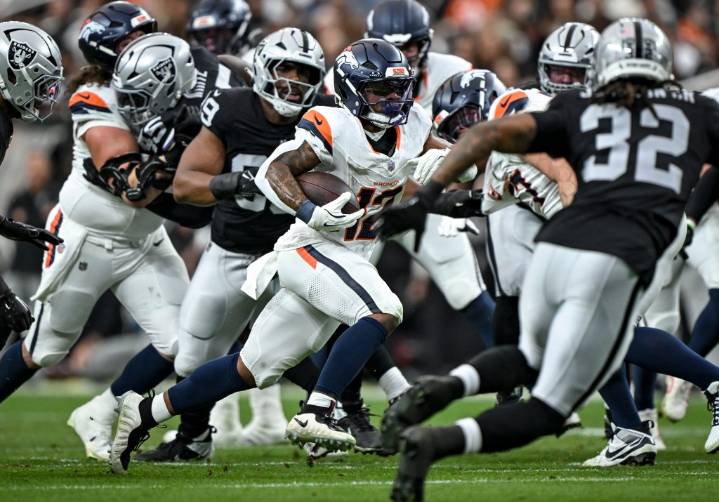 R.J. Harvey delivers breakout game in Broncos' win over Raiders