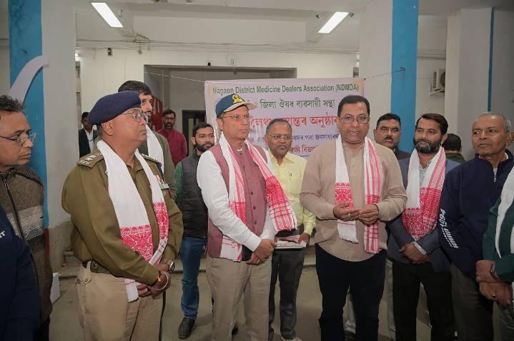 Nagaon Drug Traders’ Association Hands Over Fully-Equipped Ambulance to District Police