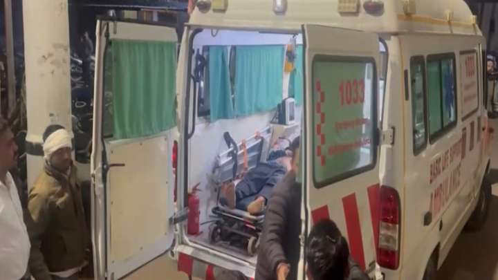 Madhya Pradesh: Five dead, two injured in collision between truck and car