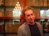 Paolo Sorrentino conquista Buenos Aires y viaja a la Patagonia: entre Maradona y el cine como un trabajo artesanal