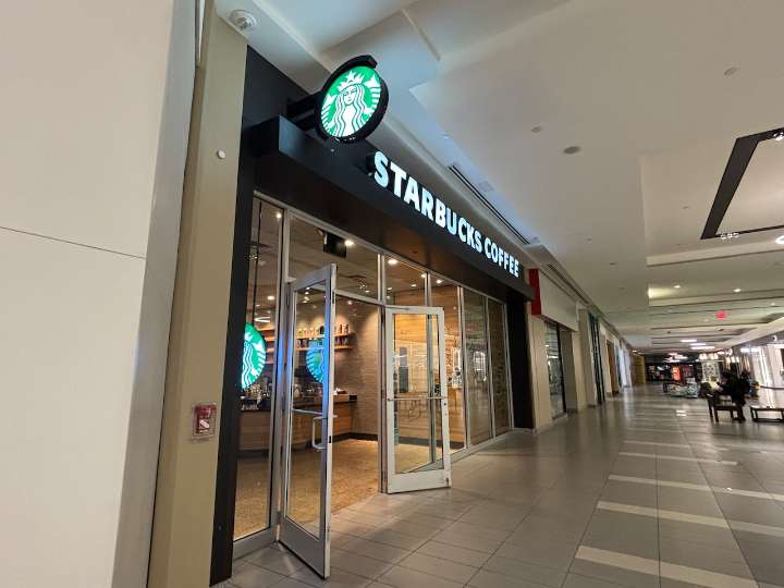 Staten Island Mall Starbucks closes permanently after earlier false alarm