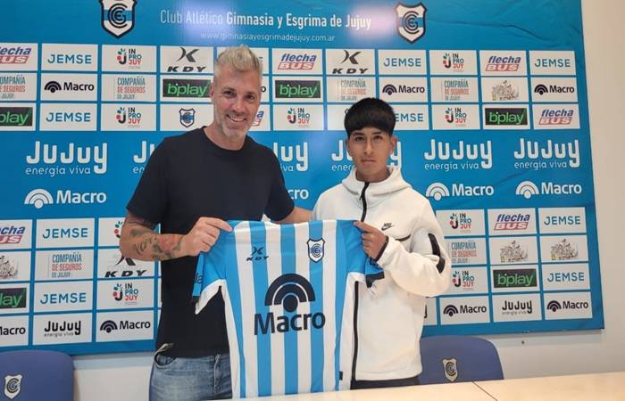 El sueño del pibe: “Chori” Zambrano firmó...