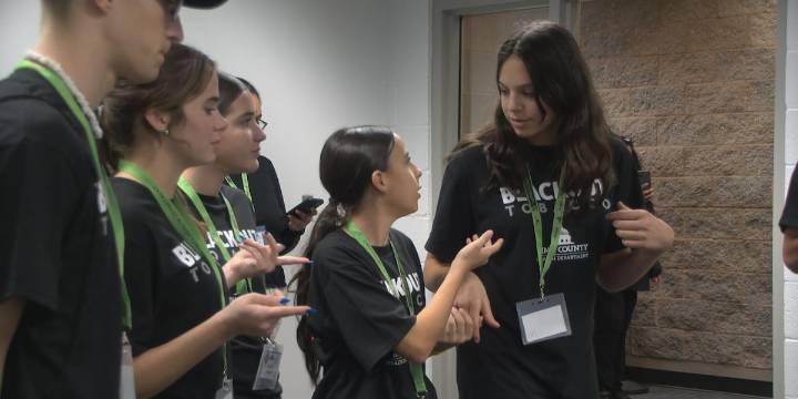 Southern Arizona students fight rising teen tobacco use with peer education
