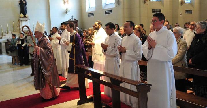 Caen los fieles, pero sube la vocación en la Diocésis: 26 curas en cantera