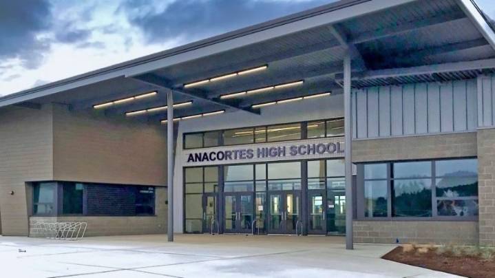 Beloved Anacortes teacher Edmundo Corrales dies in multi