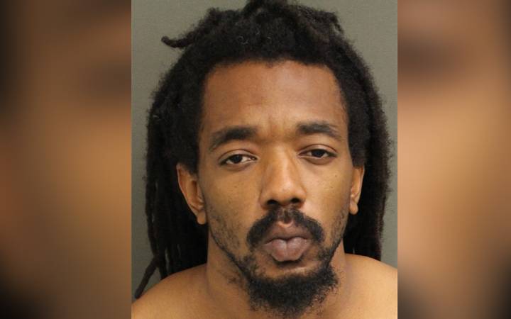 Man charged in Pine Hills stabbing death texted woman before attack, deputies say