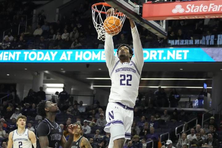 Deadspin | Northwestern dominates Jackson State in 40-pt victory