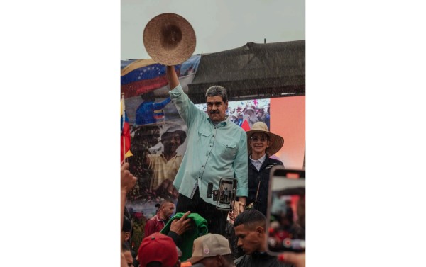 - Emite EU nuevas sanciones contra la familia de Maduro y el sector petrolero