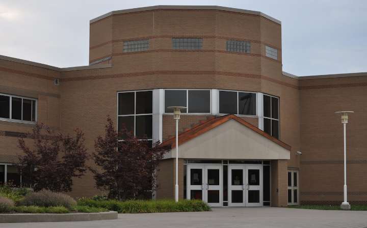 West Genesee voters turn down $78 million plan to develop golf course and add more parking