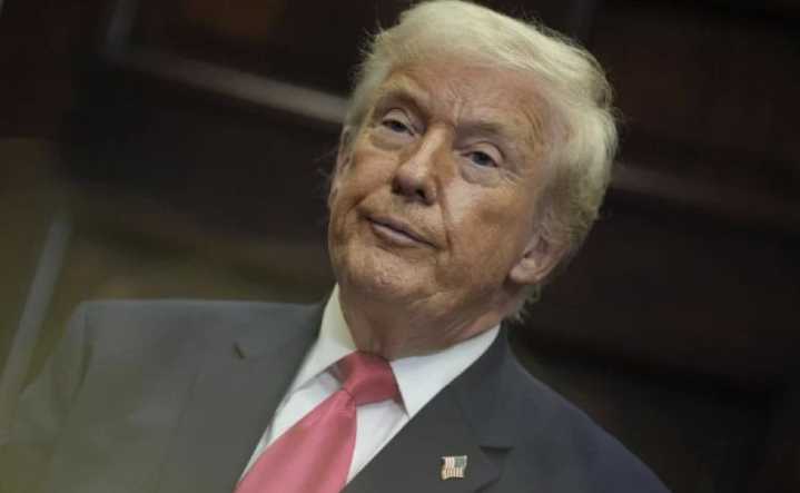 Trump anula documentos de Biden firmados con "bolígrafo automático", entre ellos, indultos y contratos