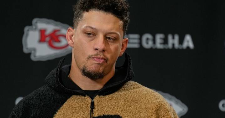 Once-unflappable Patrick Mahomes continues search for answers in 2025