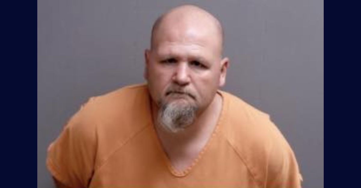 Man sent meth to bank using drive-thru tube during routine transaction, sheriff says