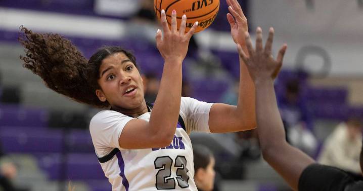 Dixon builds big lead, smothers Kaneland