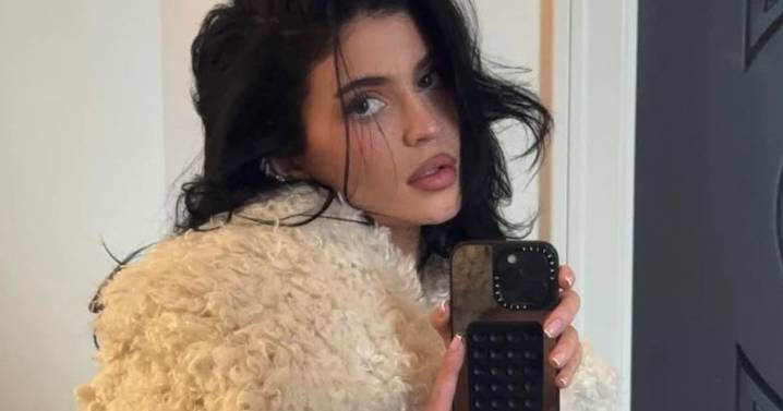 Kylie Jenner's Fur Coat-Only Look Is Time