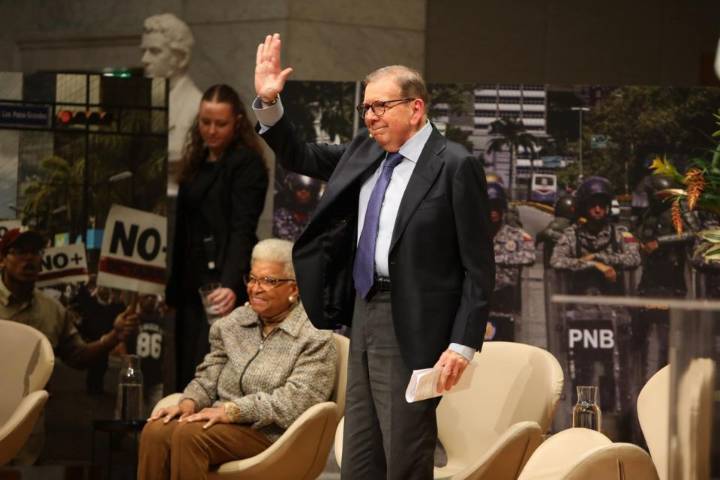 González Urrutia: «Queremos una transición pacífica y ordenada, sin violencia»