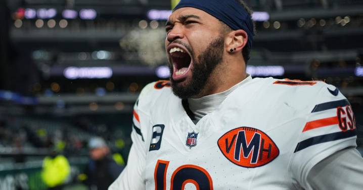 Bears face Packers at Lambeau Field with NFC North lead in the balance