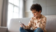 Study Warns Giving Kids Under 12 A Smartphone Increases Risk Of Depression