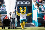Fan excitement intensifies with Jaguars on cusp of playoffs