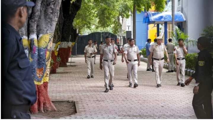 Several schools in Amritsar received bomb threat emails, students evacuated