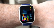 This Tetris-playing watch struggles with the one thing it should be great at