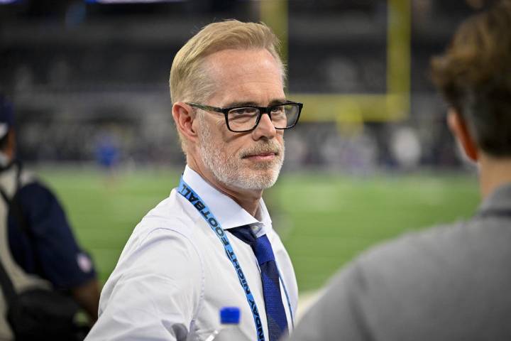 Deadspin | Joe Buck wins prestigious Ford C. Frick Award from Hall of Fame