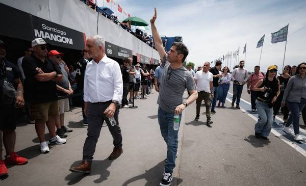 Kicillof estuvo presente en la celebración por el cierre del Turismo Carretera