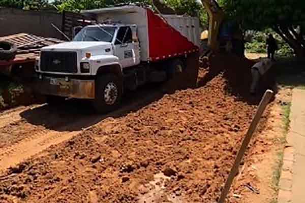 Inician obras de recuperación vial en Pivijay