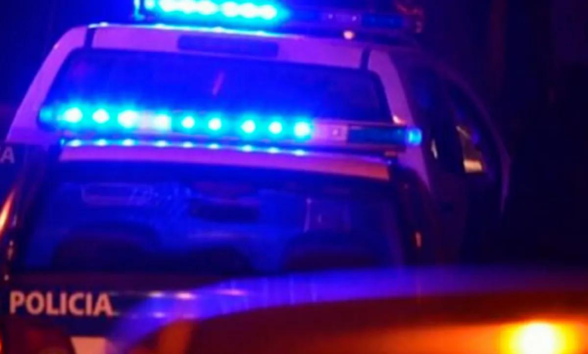 Un hombre fue asesinado a tiros dentro de su vivienda y hallan drogas en el lugar