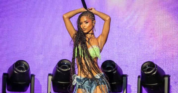 Tyla’s ‘Unreal’ Twerk in Bra Top & Mini Skirt Will Make You Stare Harder