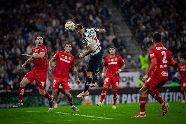 Cruz Azul rescata el empate y Rayados toma ventaja rumbo a la final de la Liga MX