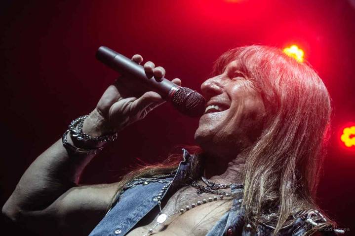 Adrián Barilari llega a Santa Rosa con su gira “Canciones Doradas 2”