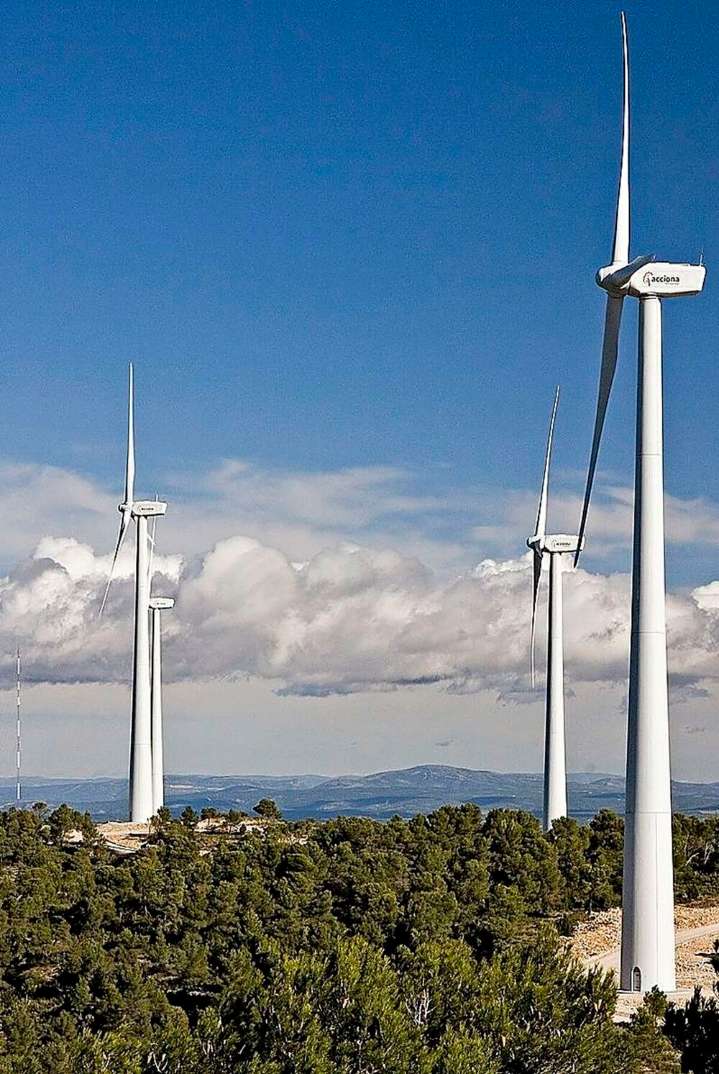 El Gobierno sube más del 10% los costes fijos de la luz