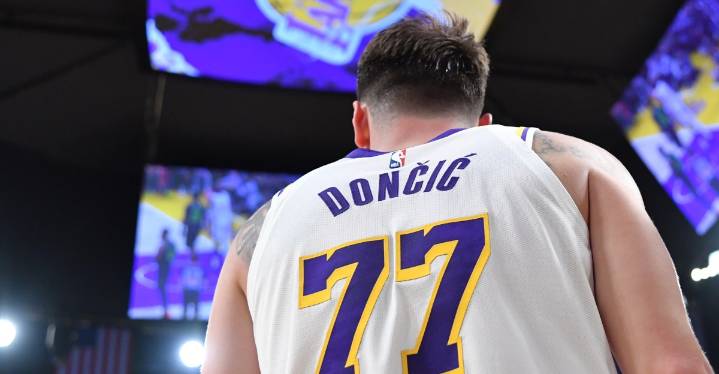 Luka Dončić out vs. Raptors for personal reasons