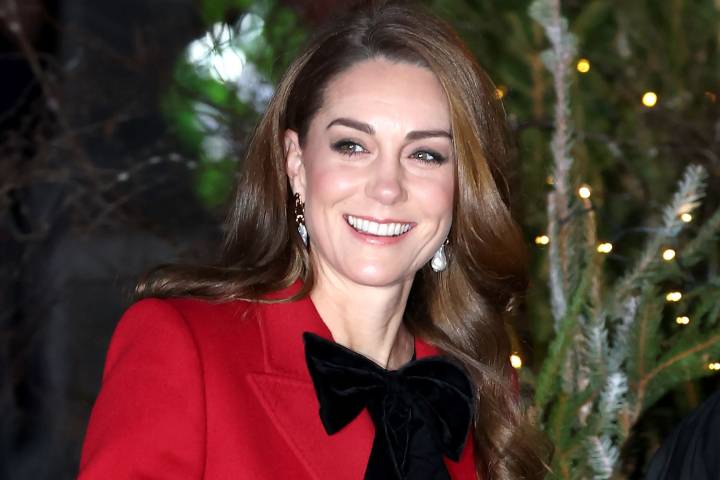 Kate Middleton Praises Simple Acts of Love in Christmas Concert Letter