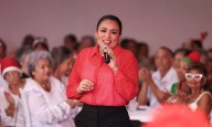 Festeja Blanca Merari en la «Posada Navideña y del Recuerdo» a los abuelitos de la casa del adulto mayor «Nohoc Uinic»