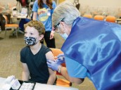 DC insta a las familias a que los niños estén al día con las vacunas ante la inminente fecha límite