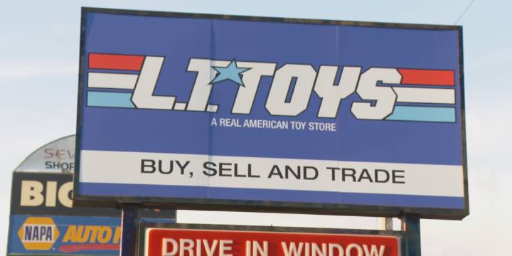 Teen entrepreneur opens toy store in Lexington County, amasses $1 million in stock