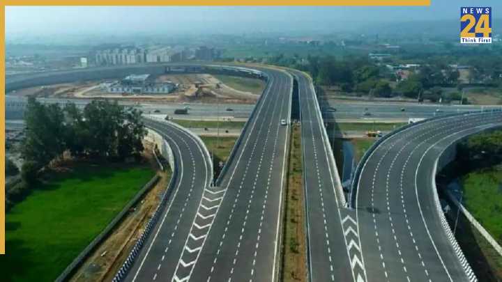 Delhi-Mumbai Expressway Tragedy: Couple bleeds to death after being trapped in car for 8 hours