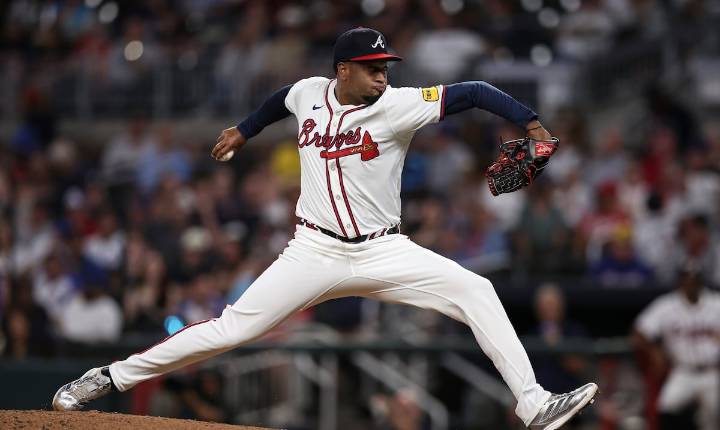 Los Cangrejeros de Santurce activan a Alexis Díaz y Edwin Arroyo