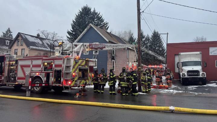Crews battle fire in Williamsport