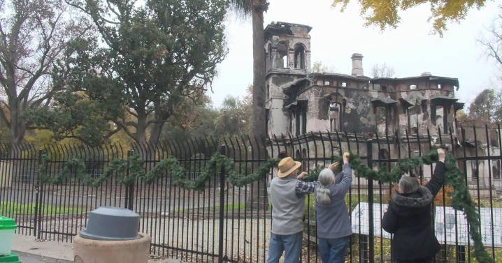 Decorations return to Bidwell Mansion site 1 year after fire
