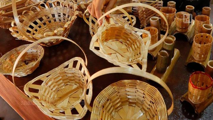 National handicrafts week 2025: Kerala artisans honoured for excellence in straw and terracotta work